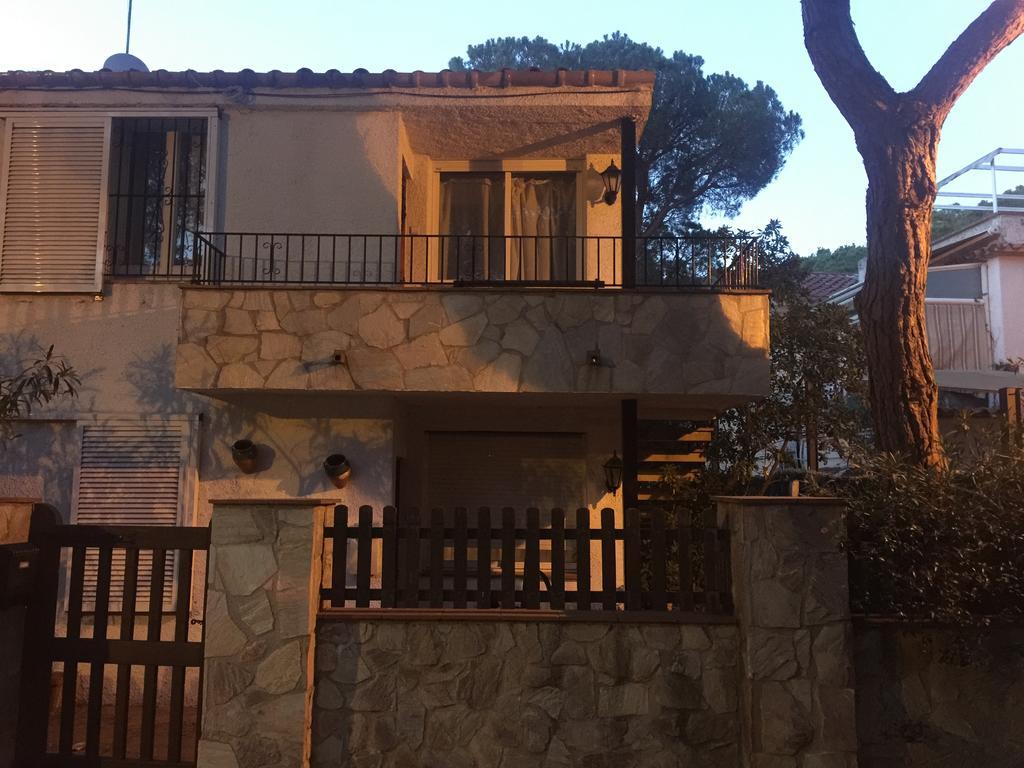 Apartamentos Piscis 普拉加德阿罗 外观 照片